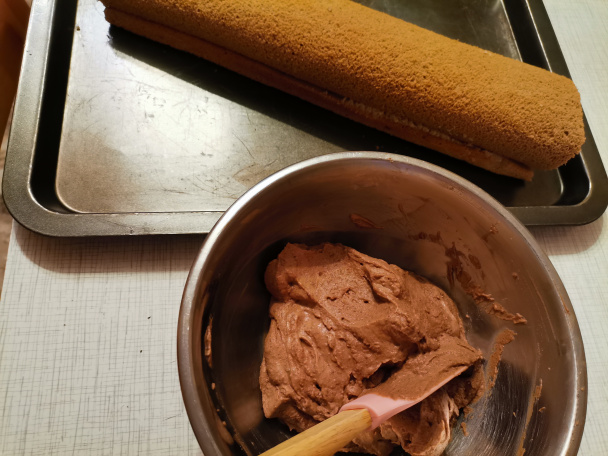 Roláda s mascarpone a gaštanovým pyré (fotorecept) - obrázok 9