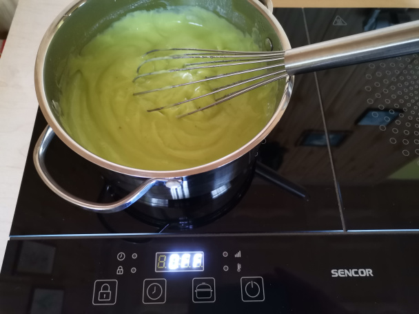 Metrový zákusok s pistáciovým krémom (fotorecept)  - obrázok 7