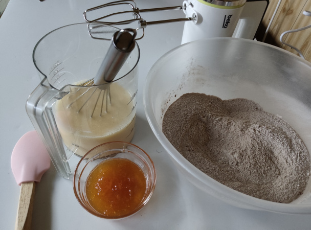 Perníkový koláč s čučoriedkami (fotorecept) - obrázok 2