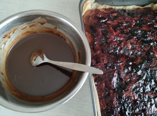 Perníkový koláč s čučoriedkami (fotorecept) - obrázok 7