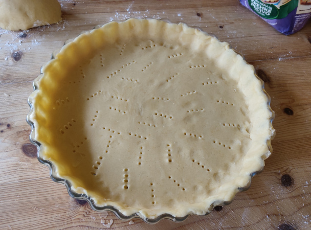 Linecký koláčik s pudingom a marhuľami (fotorecept) - obrázok 7