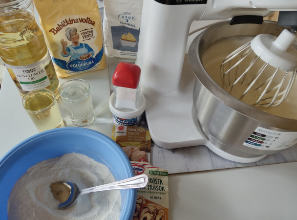 Jablkový zákusok s mascarpone a tvarohom (fotorecept) - obrázok 1