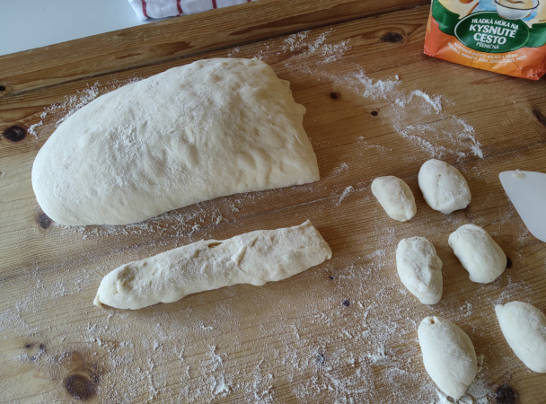 Dukátové buchtičky s vanilkovým pudingom (fotorecept) - obrázok 4