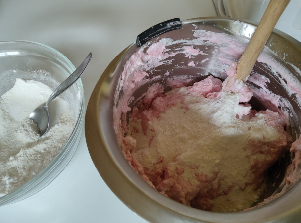 Makrónky plnené čokoládovou plnkou (fotorecept) - obrázok 3