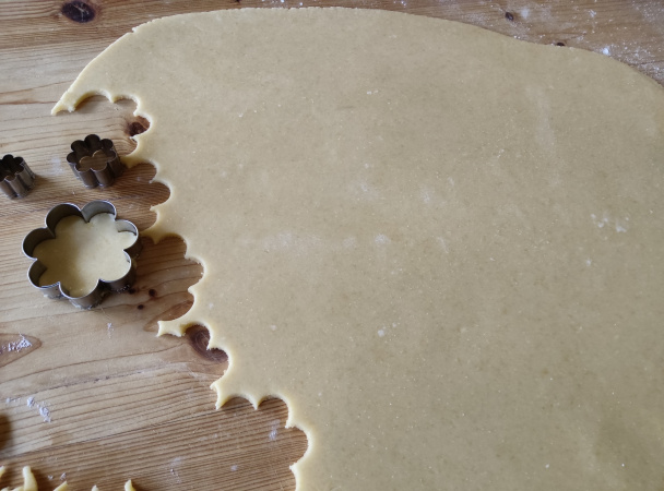 Linecké koláčiky s citrónovou plnkou lemon curd (fotorecept) - obrázok 8