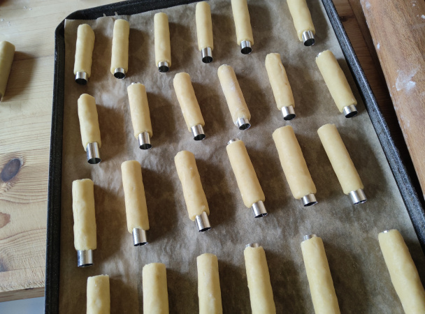 Medové trubičky s čokoládovou plnkou (fotorecept) - obrázok 2