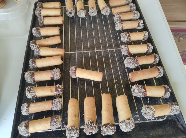 Medové trubičky s čokoládovou plnkou (fotorecept) - obrázok 5