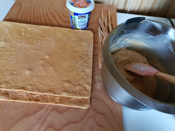 Medové rezy s karamelovou plnkou (fotorecept) - obrázok 5