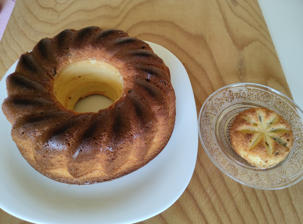 Bábovka s tvarohom a hrozienkami (fotorecept) - obrázok 6