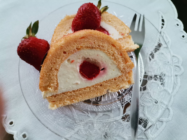 Jahodový tunel s tvarohom a mascarpone (fotorecept) - obrázok 10