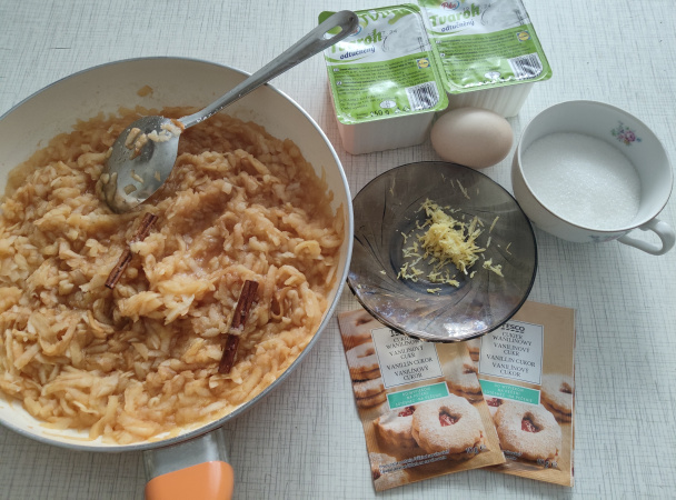 Hnetený krehký tvarohovo-jablkový koláč (fotorecept) - obrázok 3