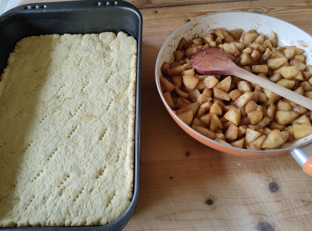 Jablkový koláč so smotanovou plnkou (fotorecept) - obrázok 8