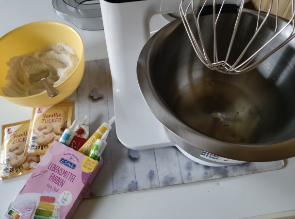 Jednoduché makrónky so slaným karamelom (fotorecept) - obrázok 1