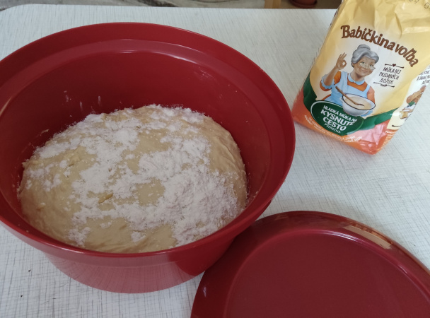 Hrnčekové rožky (fotorecept) - obrázok 3