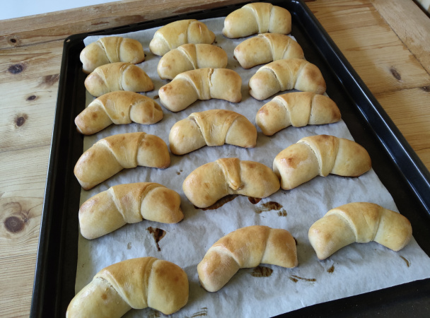 Hrnčekové rožky (fotorecept) - obrázok 8