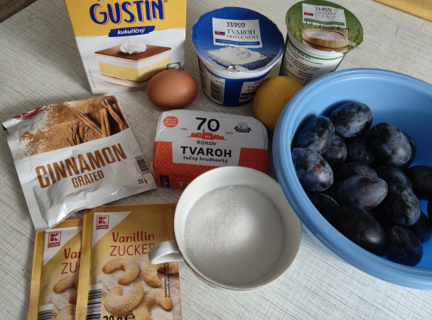 Tvarohový koláč so slivkami (fotorecept) - obrázok 2