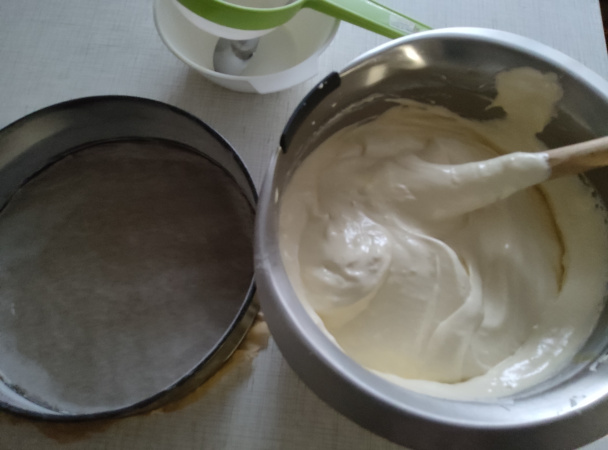 Torta pre Danielka s mangovým želé (fotorecept) - obrázok 3
