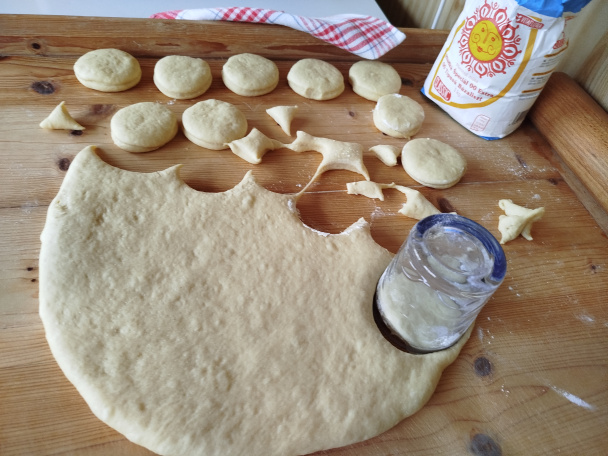 Fašiangové šišky s pridaním sušeného mlieka (fotorecept) - obrázok 6