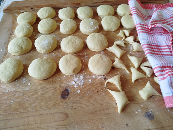 Fašiangové šišky s pridaním sušeného mlieka (fotorecept) - obrázok 7