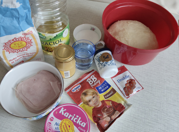 Kysnuté šunkové a pudingové rožky (fotorecept) - obrázok 1