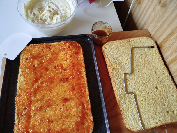 Citrónové rezy s pudingovo-tvarohovým krémom (fotorecept) - obrázok 8