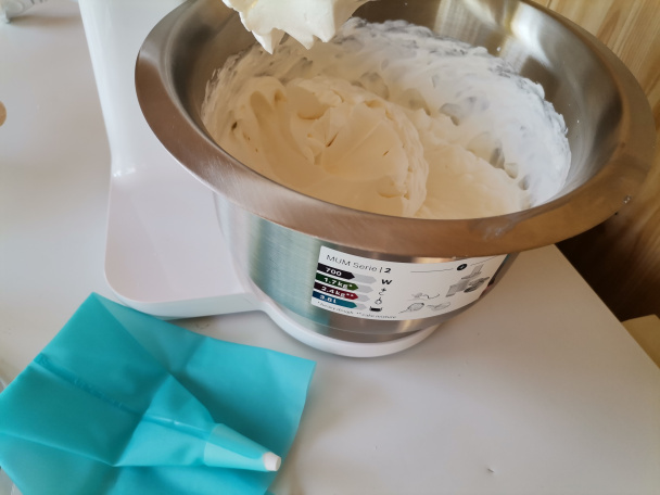 Tvarohová roláda s čučoriedkami (fotorecept) - obrázok 5