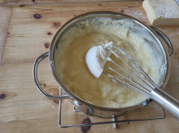 Krémové rezy s jablkovo-smotanovo-pudingovou plnkou (fotorecept) - obrázok 4