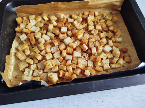 Jemná krémová pórová polievka s krutónmi (fotorecept) - obrázok 7