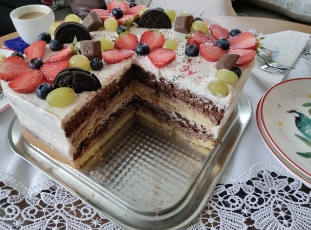 Ovocná torta s čokoládovou a mascarpone plnkou (fotorecept) - obrázok 9