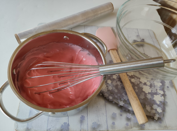 Ovocná torta s jahodovým krémom a so želé (fotorecept) - obrázok 2