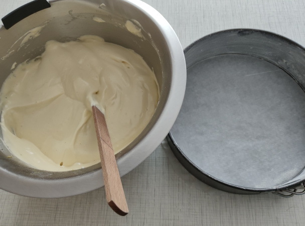 Ovocná torta s jahodovým krémom a so želé (fotorecept) - obrázok 4