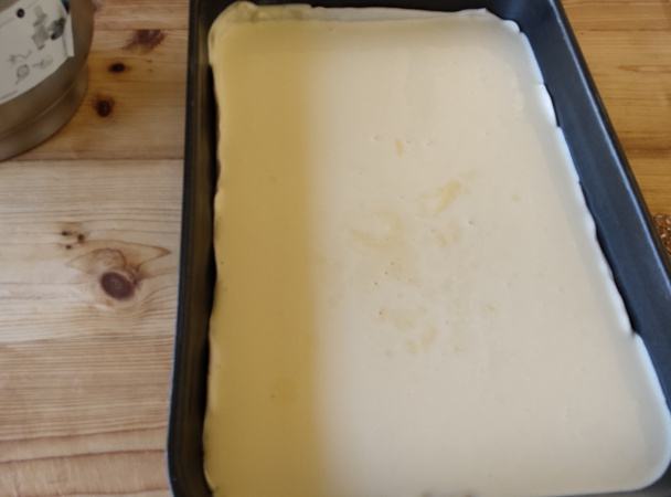 Tvarohový zákusok z lístkového cesta s penou (fotorecept) - obrázok 3