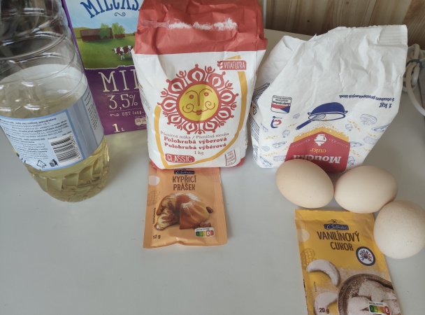 Jahodová bublanina s mascarpone (fotorecept) - obrázok 1