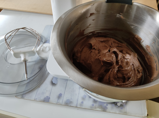 Tortové rezy s čokoládovou plnkou (fotorecept) - obrázok 7