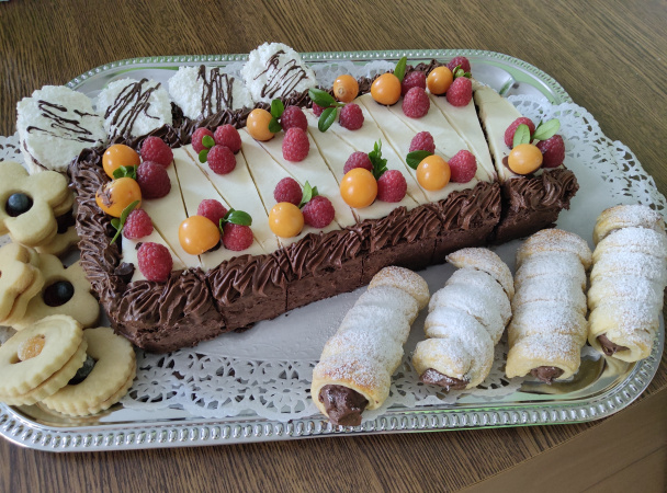 Tortové rezy s čokoládovou plnkou (fotorecept) - obrázok 12