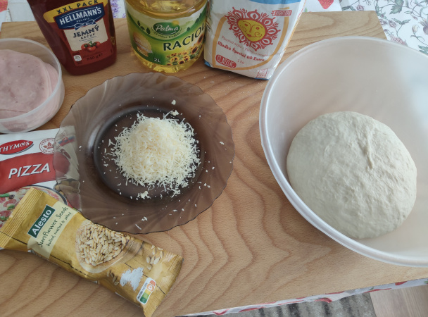 Kysnuté pizza rožky (fotorecept) - obrázok 1