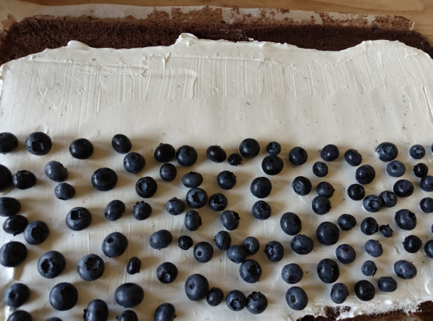 Čokoládová roláda s čučoriedkami (fotorecept) - obrázok 8