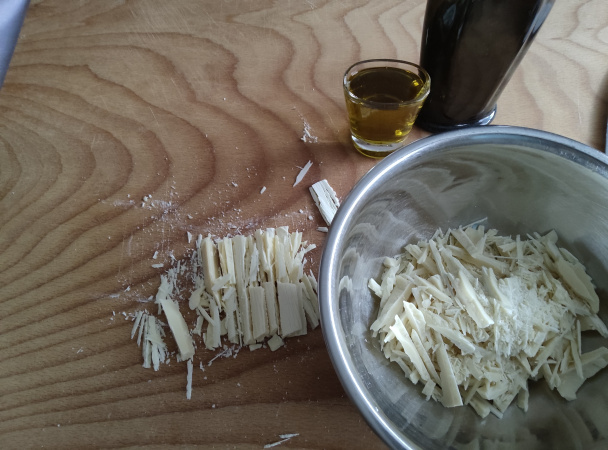 Mandľové rezy s kávovým mascarpone a bielou čokoládou (fotorecept) - obrázok 8
