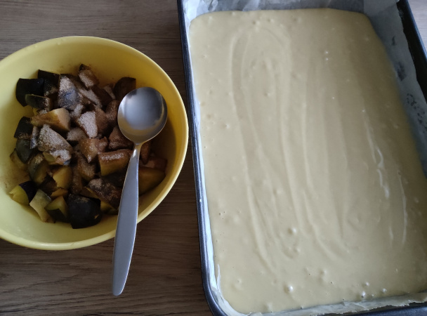 Kefírový koláč so slivkami (fotorecept) - obrázok 3