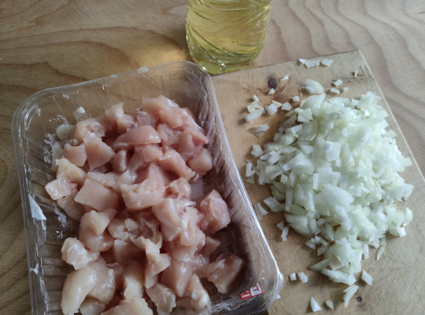 Kuracie mäso na smotane s maslovými haluškami (fotorecept) - obrázok 2