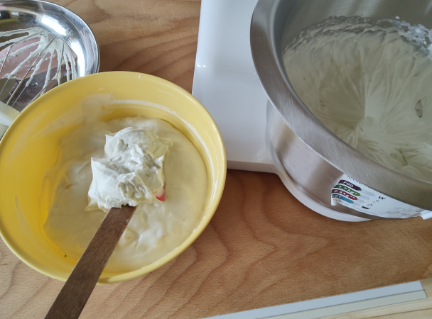 Makový zákusok s citrónovým pudingom (fotorecept) - obrázok 6