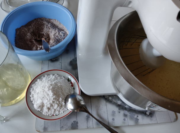 Perníkové rezy s gaštanovým pyré a cmarovým poťahom (fotorecept) - obrázok 2