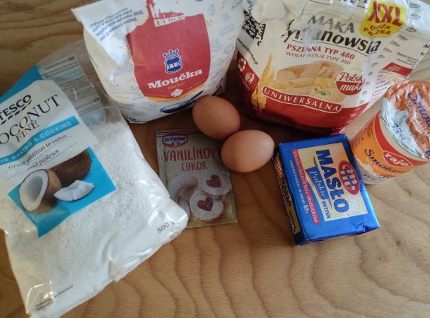 Kokosové medvedie labky a tyčinky (fotorecept) - obrázok 1