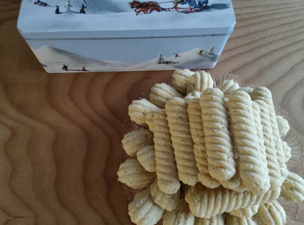 Kokosové medvedie labky a tyčinky (fotorecept) - obrázok 3