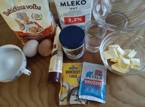 Jednoduché donuty (fotorecept) - obrázok 1