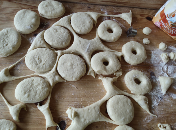 Jednoduché donuty (fotorecept) - obrázok 6