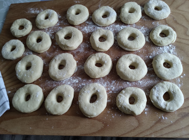 Jednoduché donuty (fotorecept) - obrázok 7