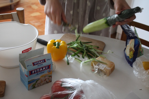 Baklažán zapekaný s paradajkami a syrom, ľahký šalátik (fotorecept) - obrázok 4