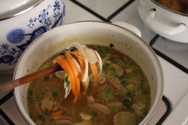 Trochu netradičná zeleninová polievka s vajíčkom (fotorecept) - obrázok 2