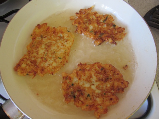 Karfiolové placky so zemiakovou kašou (fotorecept) - obrázok 4